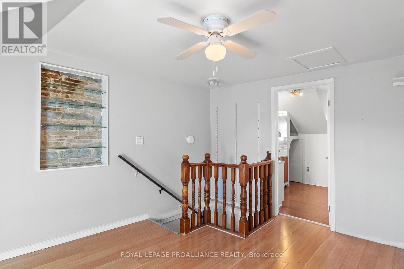 10 RIDEAU STREET - 24