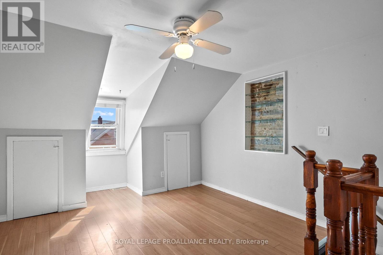 10 RIDEAU STREET - 25
