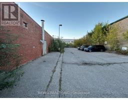 78 Bond Street W, Oshawa, ON L1G1A5 Photo 7