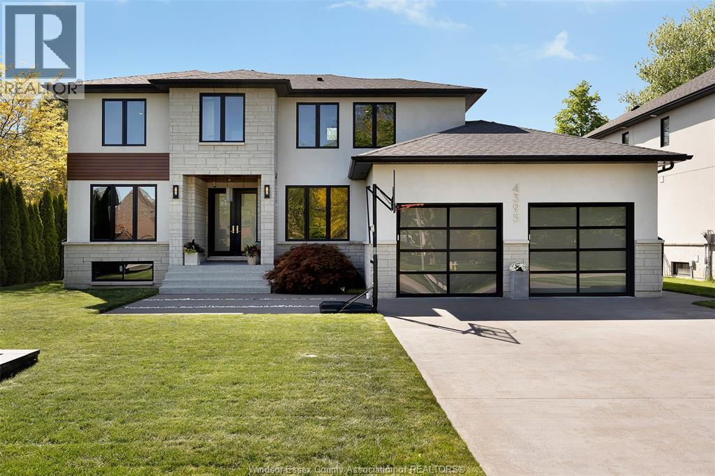 4395 Centre Lake - 1