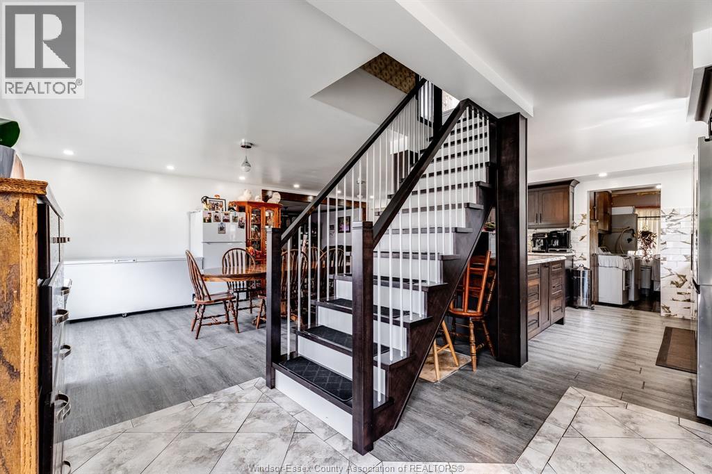 60 Talbot ROAD East - 2