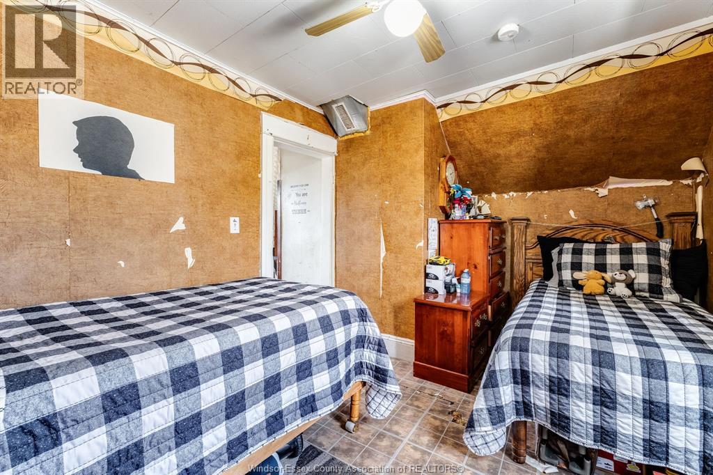 60 Talbot ROAD East - 21