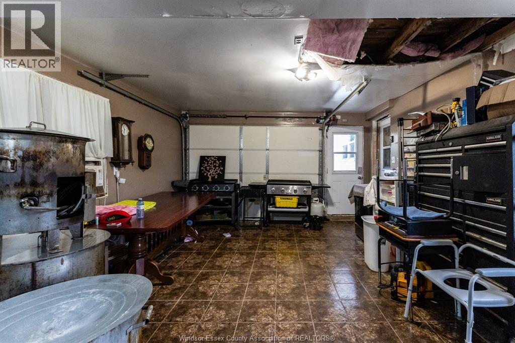 60 Talbot ROAD East - 30