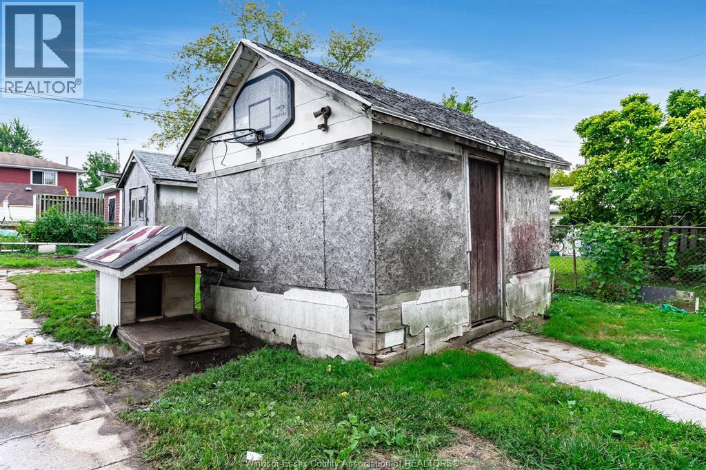 60 Talbot ROAD East - Image 31