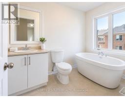 Loft - 15 Gower Drive, Aurora, ON L4G0V9 Photo 7