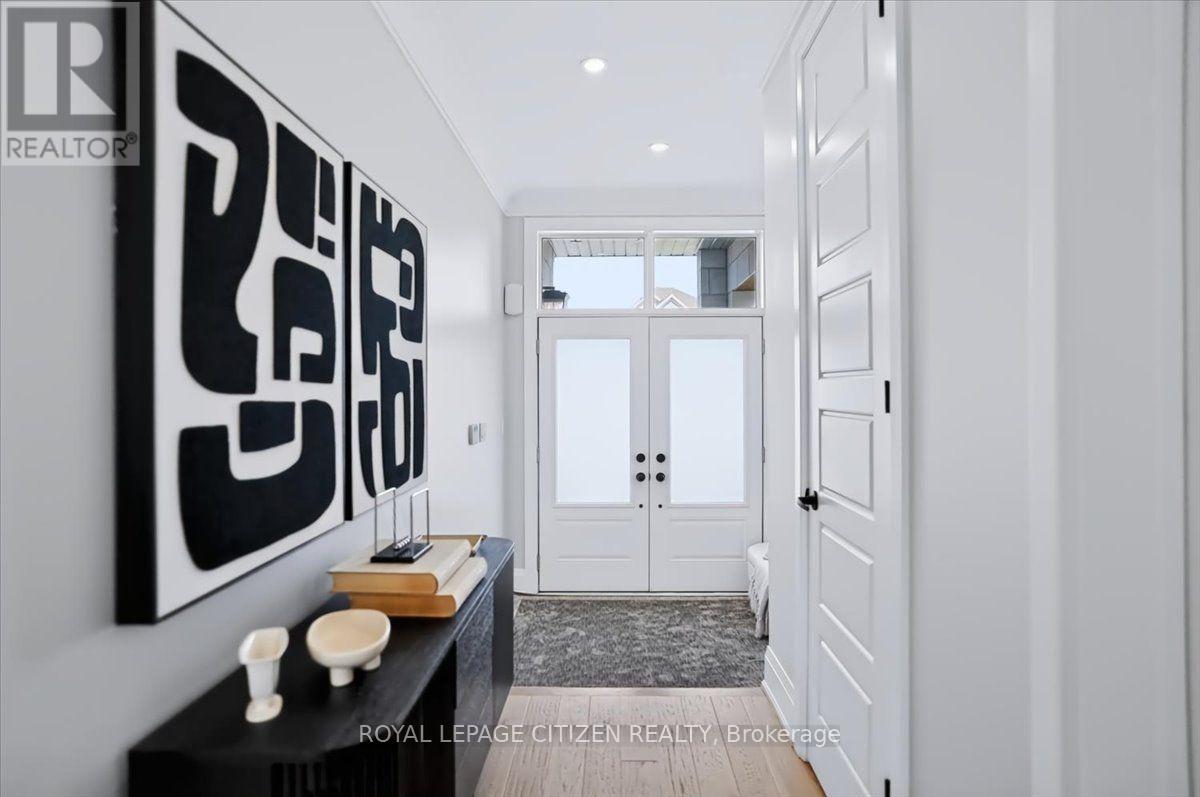 243 FERRAGINE CRESCENT - 2