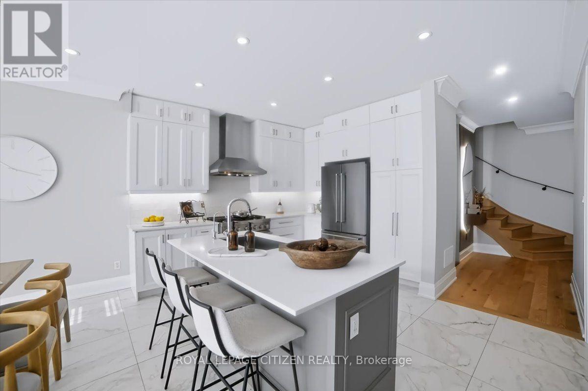 243 FERRAGINE CRESCENT - Image 4