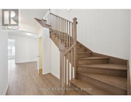 Detached 4 Bedrooms House - 10 Ken Davie Gate, Georgina, ON L4P0J5 Photo 12