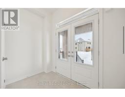 Detached 4 Bedrooms House - 10 Ken Davie Gate, Georgina, ON L4P0J5 Photo 22