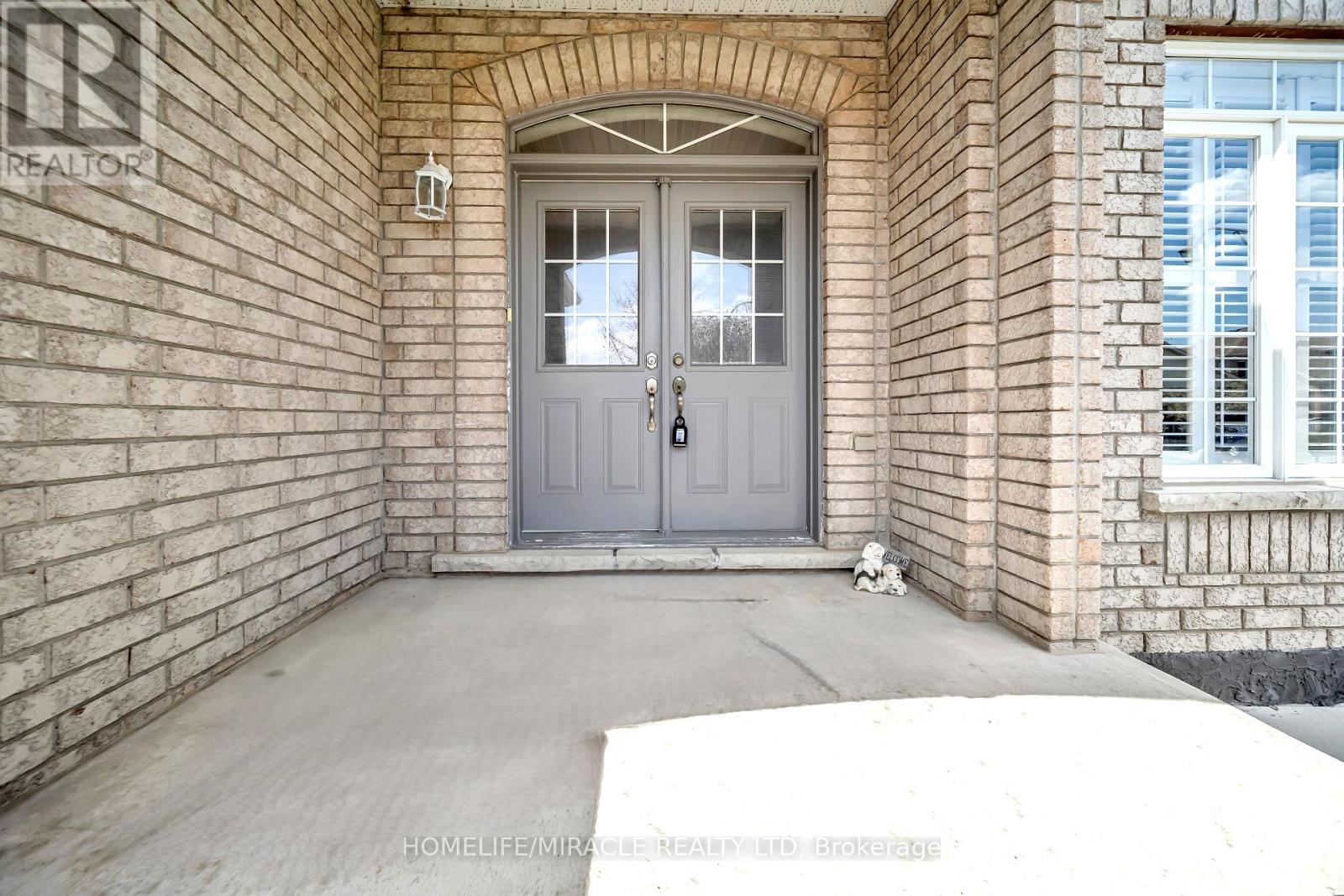 57 BRONZE CRESCENT - 4
