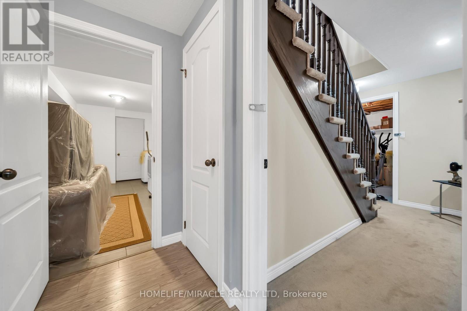 57 BRONZE CRESCENT - 40