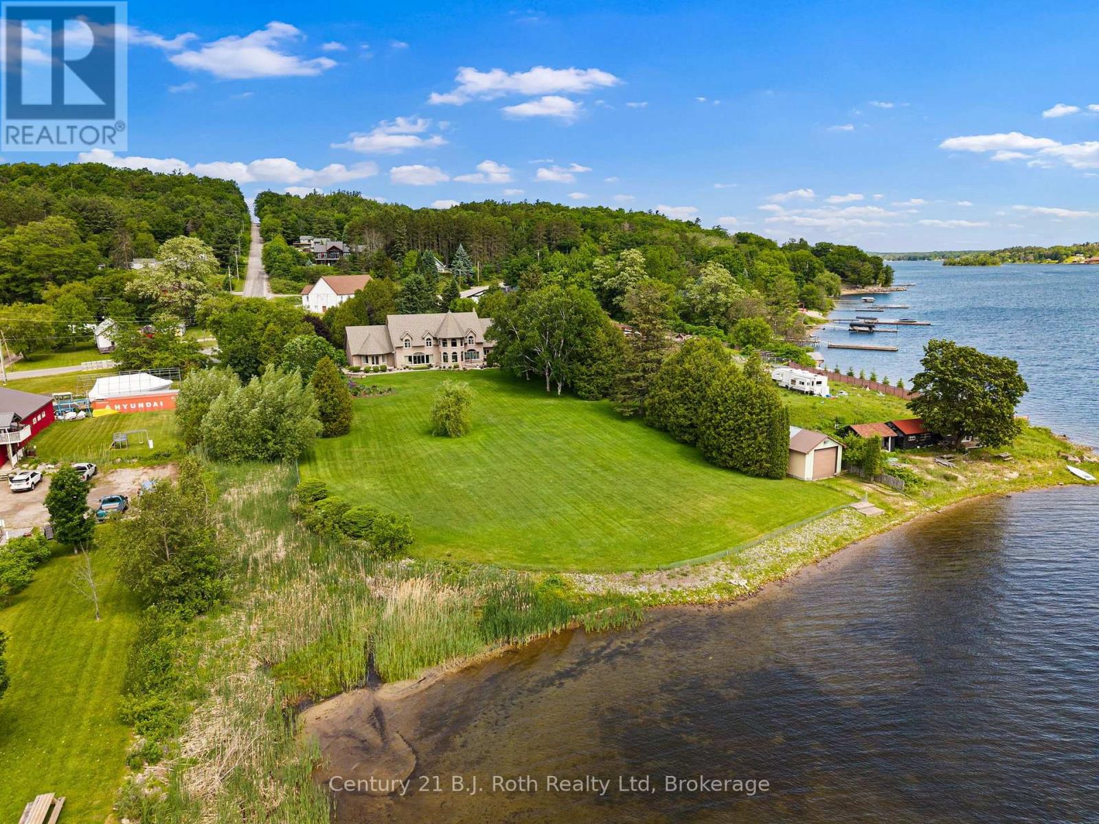 339 CHAMPLAIN ROAD, Penetanguishene — photo 1