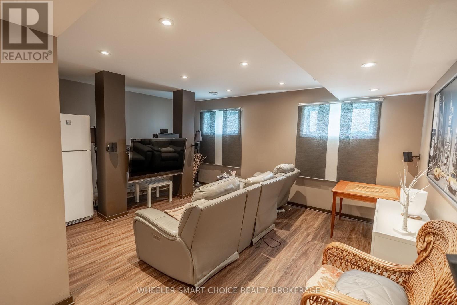 49 BARNHART DRIVE - 26