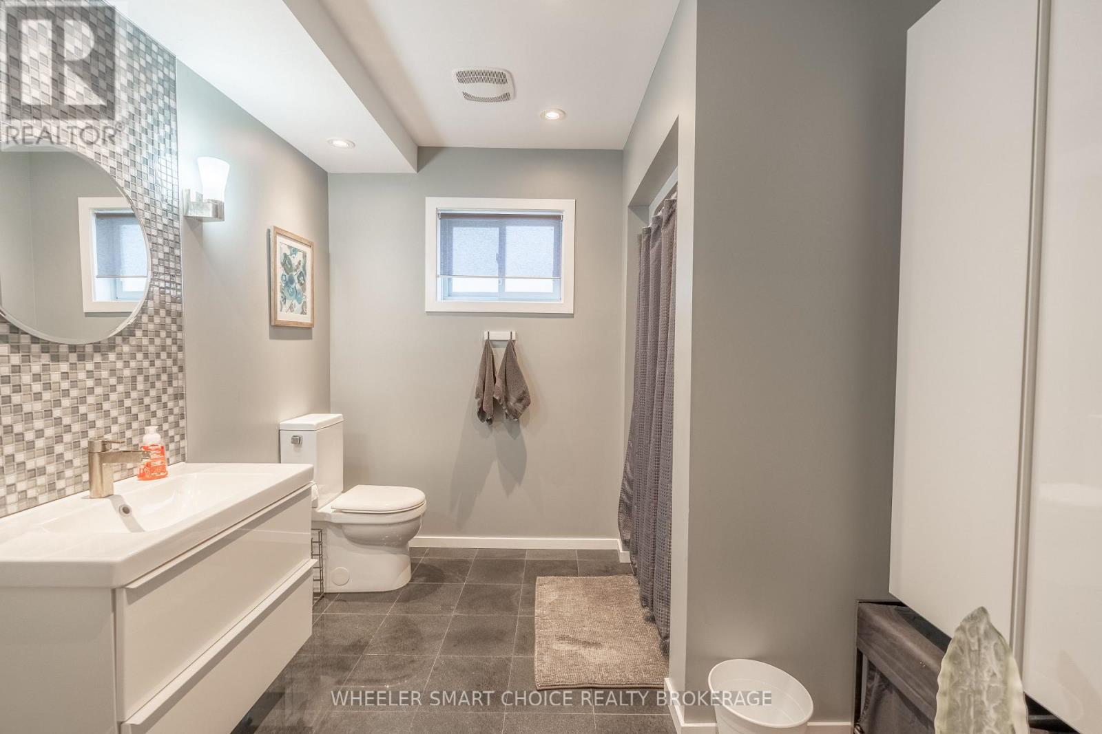 49 BARNHART DRIVE - 27