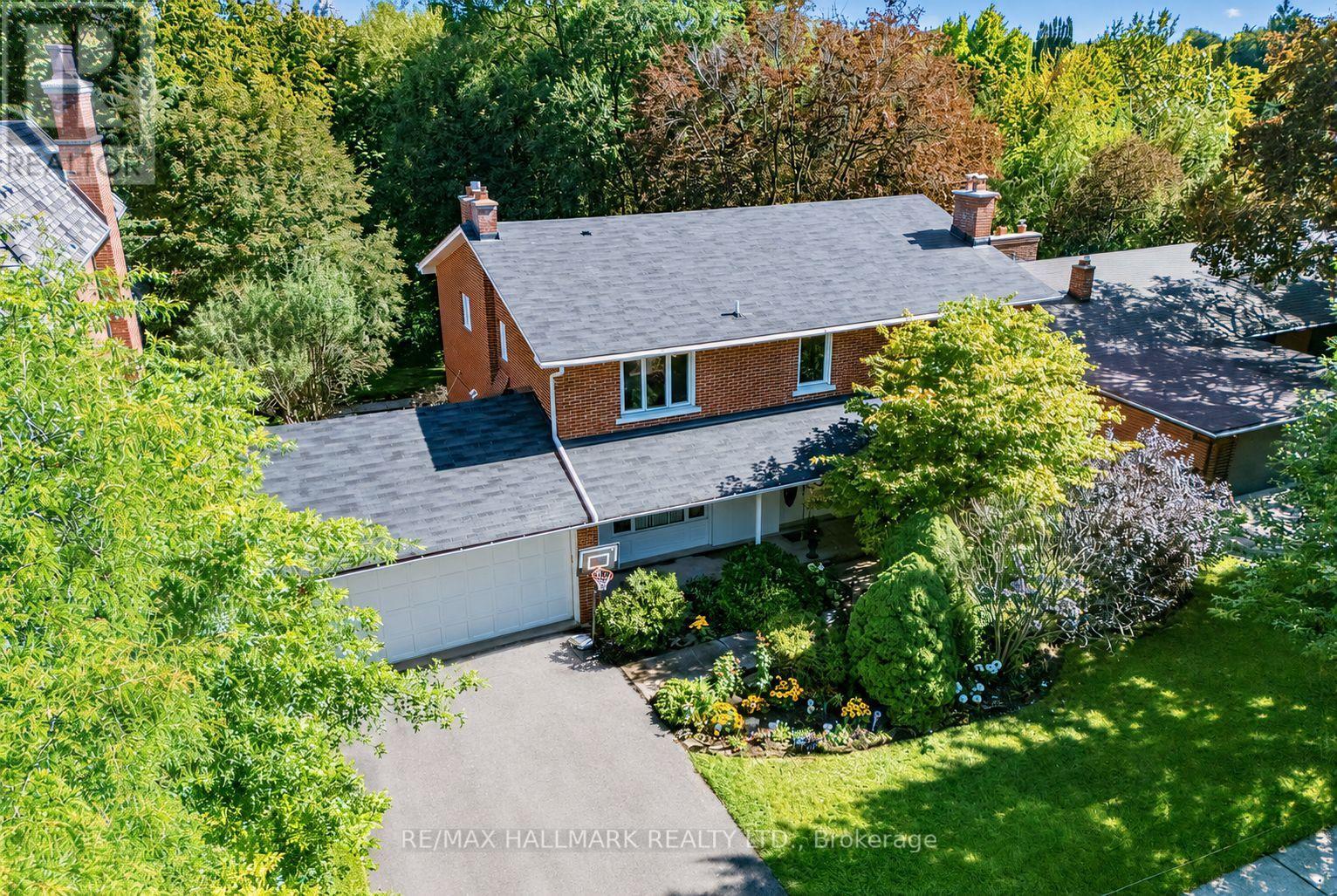 30 MEDALIST ROAD - 1