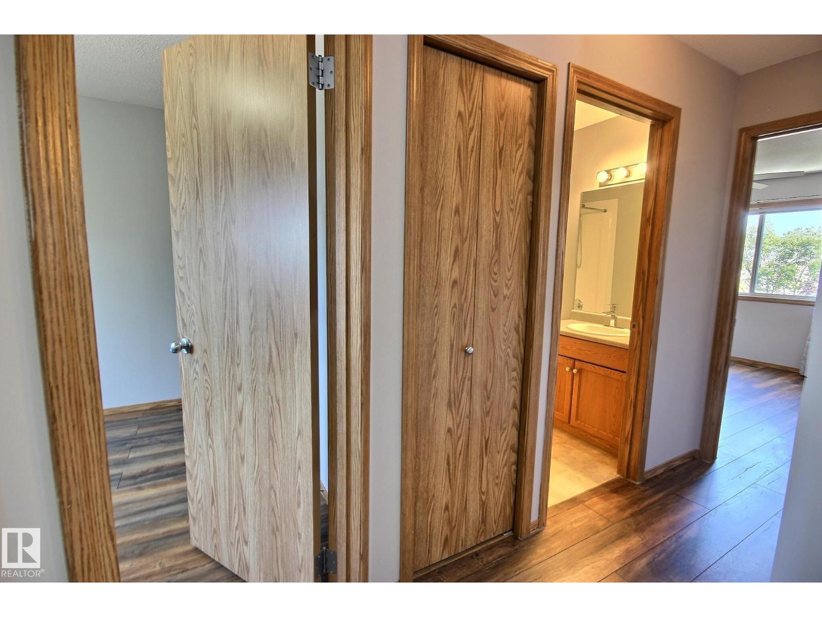 #53 16823 84 ST NW - 15