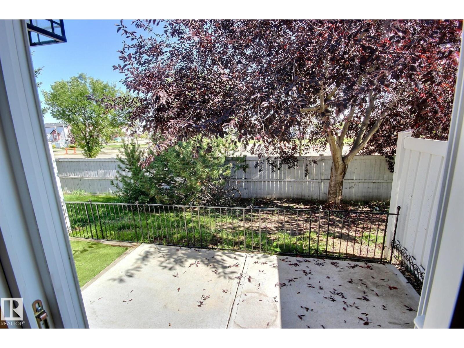 #53 16823 84 ST NW - 8