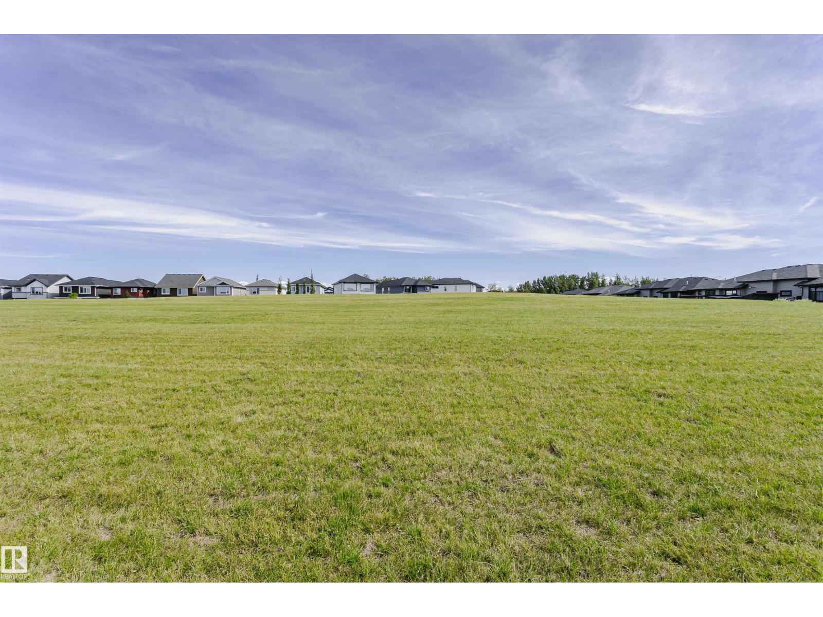 51 ASHBURY CR - 39