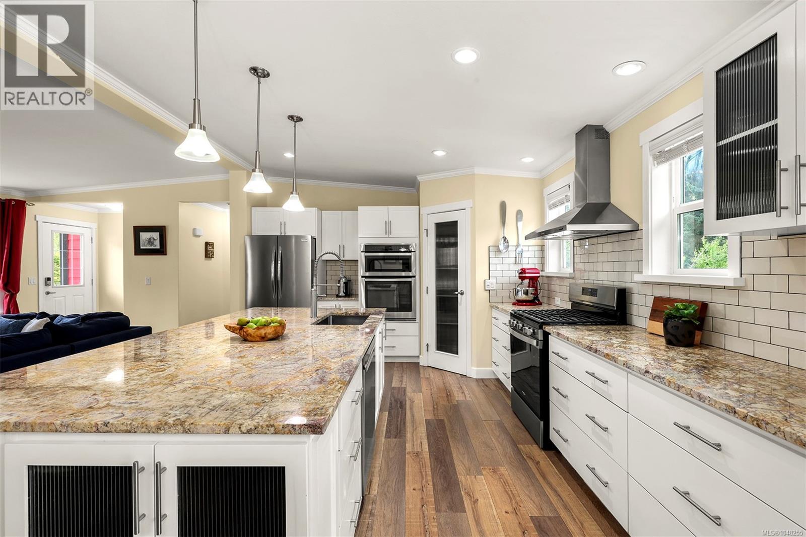 4114 Island Hwy S - 9