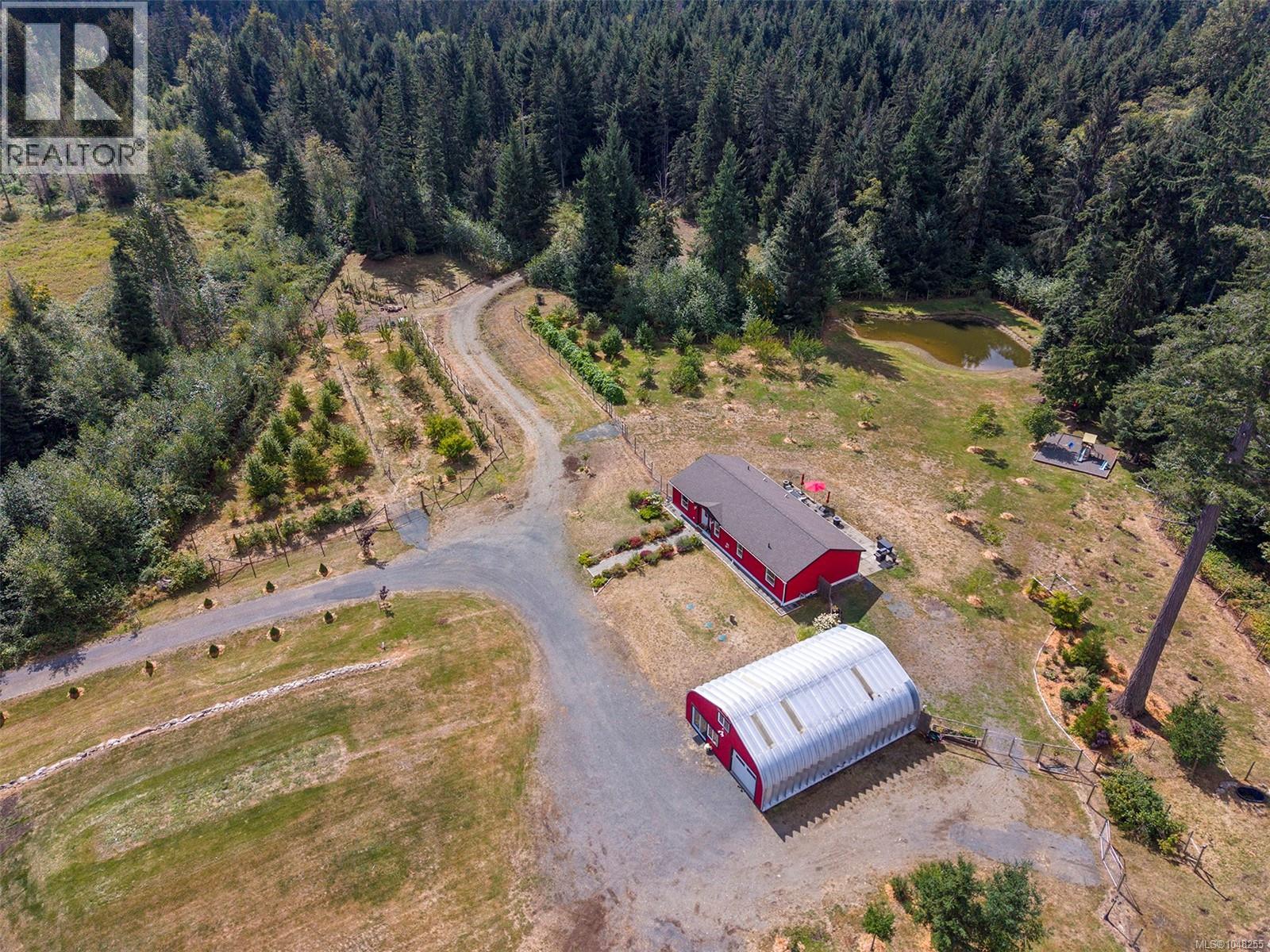 4114 Island Hwy S - 53