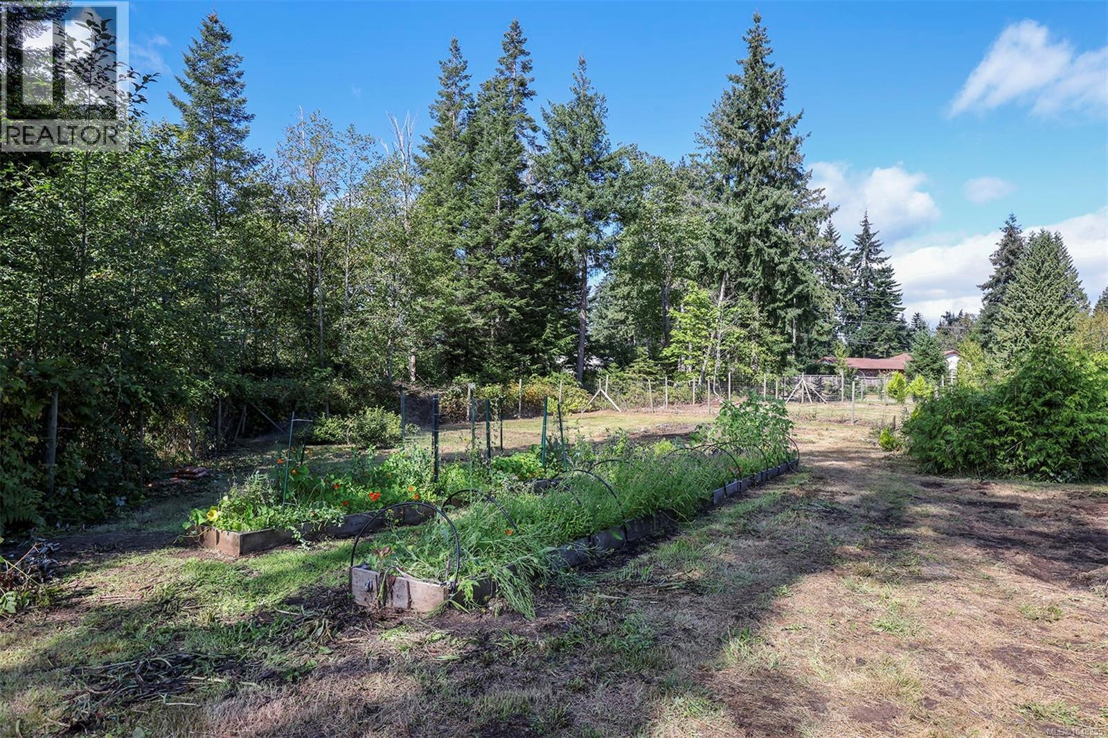 4114 Island Hwy S - Image 42