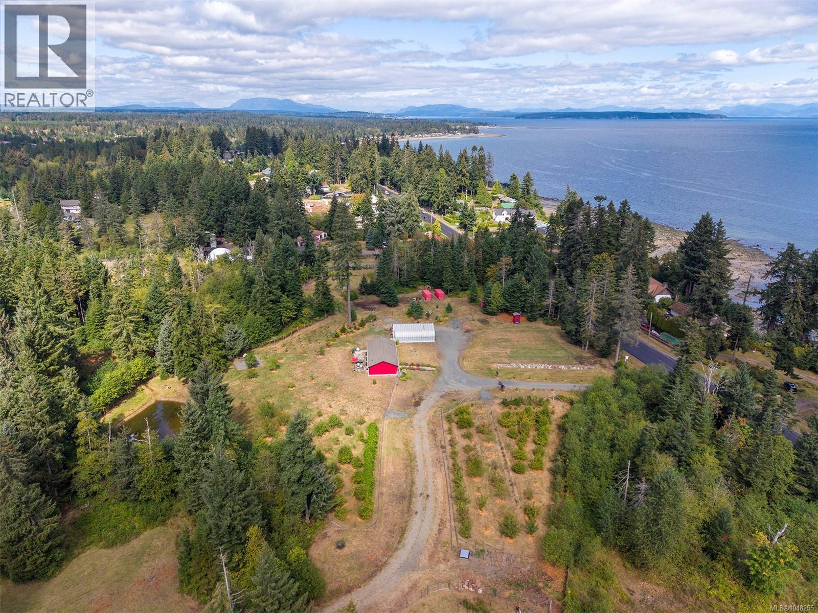 4114 Island Hwy S - 54