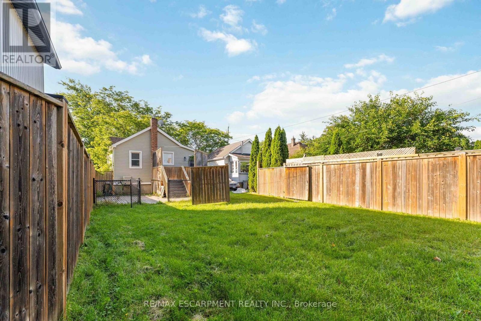 37 MAPLECREST AVENUE - Image 30