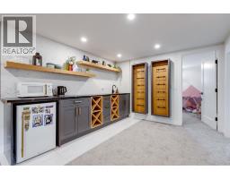 179 Capri Avenue Nw, Calgary, AB T2L0H3 Photo 35