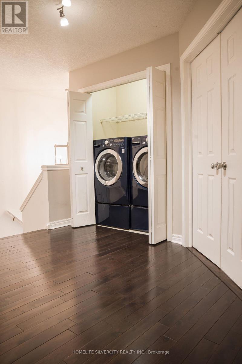 685 NORTH LEAKSDALE CIRCLE - Image 23