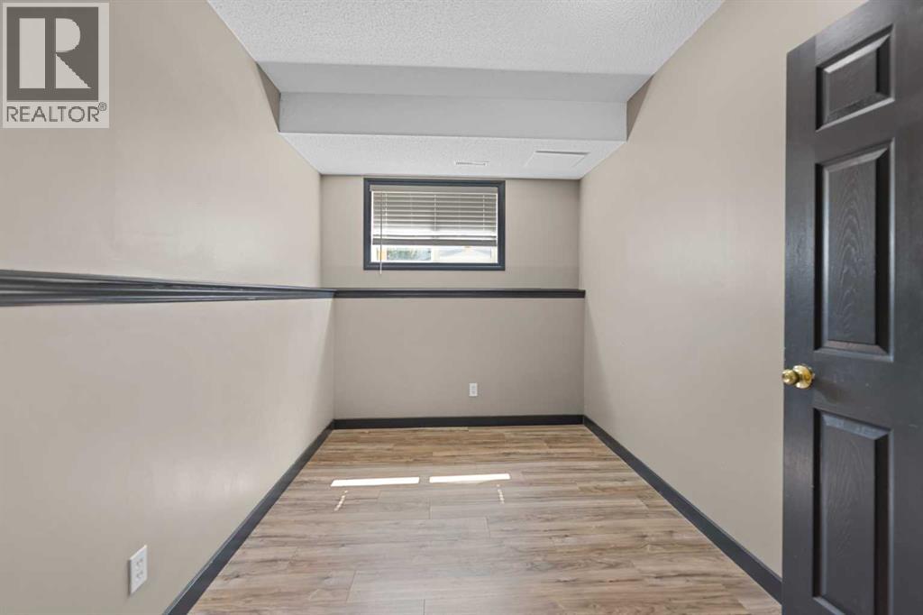 139 Los Alamos Place NE - 24
