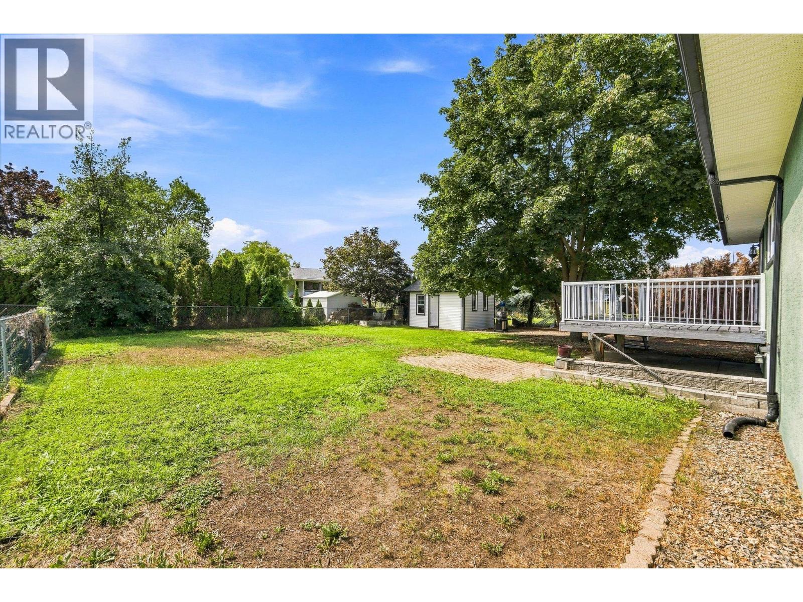 245 Holbrook Road W - 35