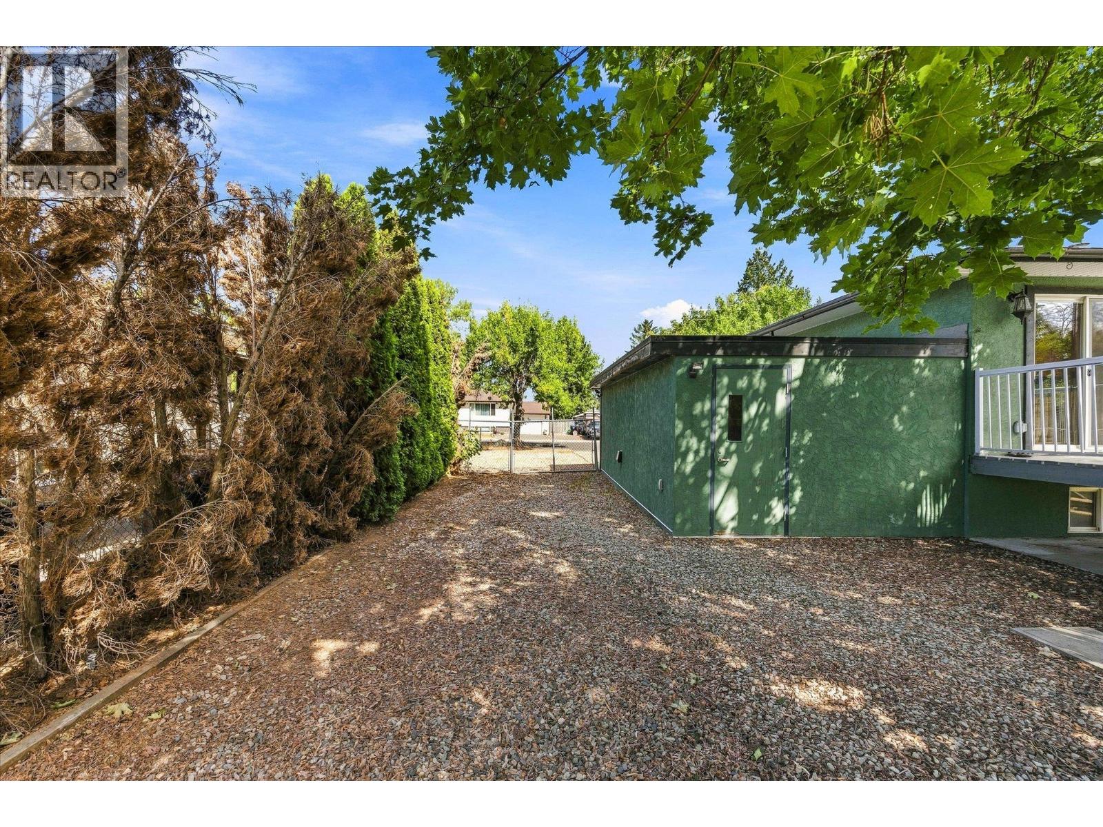 245 Holbrook Road W, Kelowna