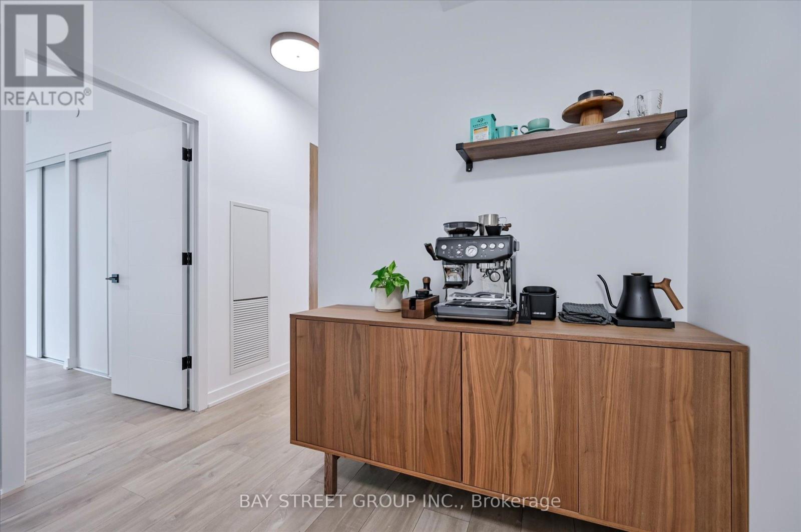 #1604 251 MANITOBA STREET - 7