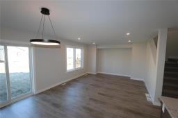 136 Confetti Crescent, Winnipeg, MB R2C5W7 Photo 13