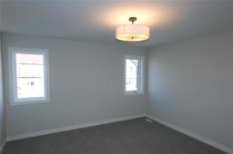 136 Confetti Crescent, Winnipeg, MB R2C5W7 Photo 16