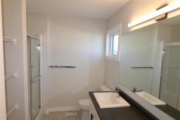136 Confetti Crescent, Winnipeg, MB R2C5W7 Photo 17