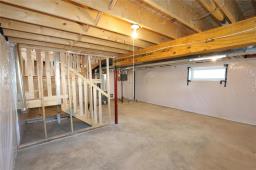 136 Confetti Crescent, Winnipeg, MB R2C5W7 Photo 32