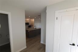 Loft - 136 Confetti Crescent, Winnipeg, MB R2C5W7 Photo 6