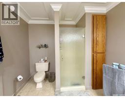 626 4th Avenue W, Kindersley, SK S0L1S0 Photo 39