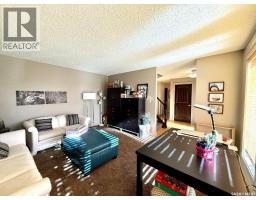 Dining nook - 626 4th Avenue W, Kindersley, SK S0L1S0 Photo 14