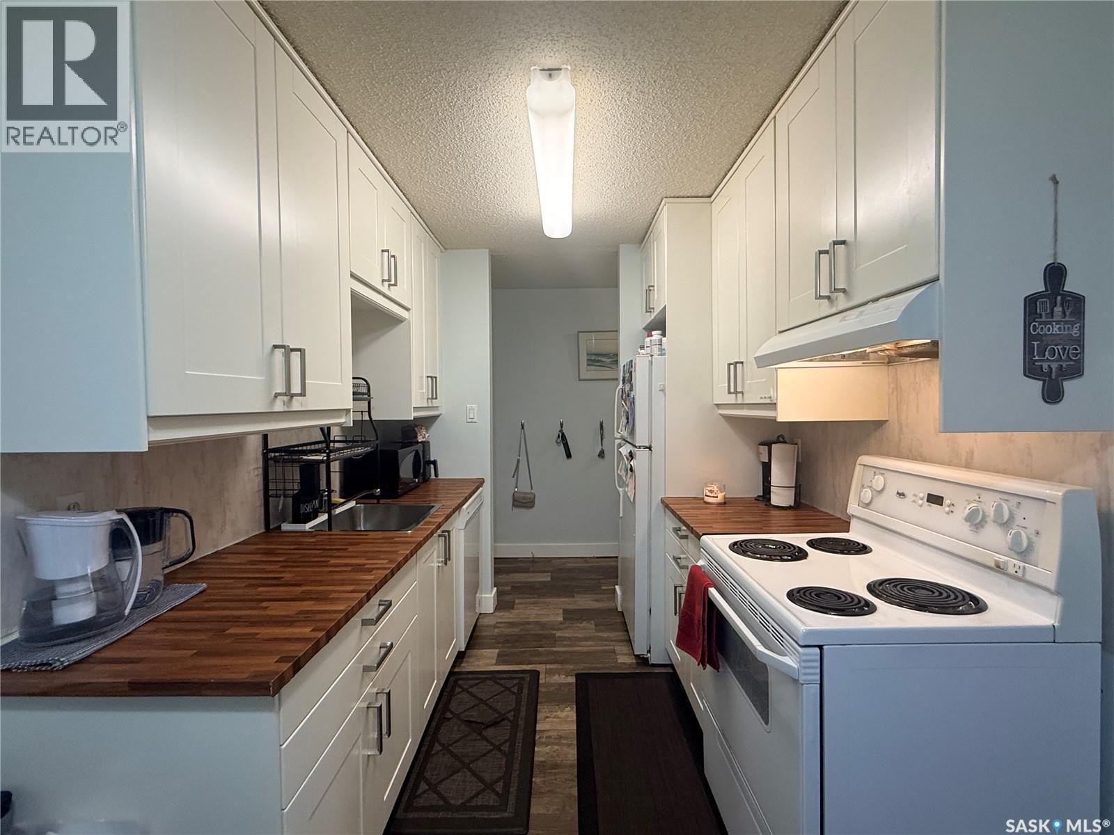 112 3308 33rd STREET W, Saskatoon, Saskatchewan, S7L6S5, Saskatoon, Saskatchewan — photo 2 of 5