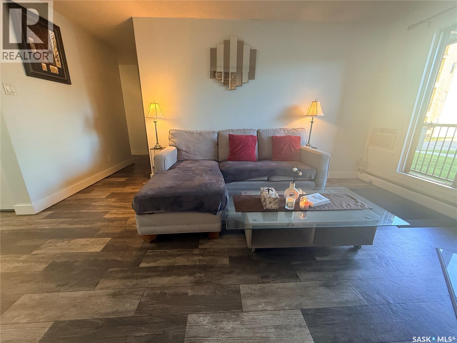 112 3308 33rd STREET W, Saskatoon, Saskatchewan, S7L6S5, Saskatoon, Saskatchewan — photo 4 of 5