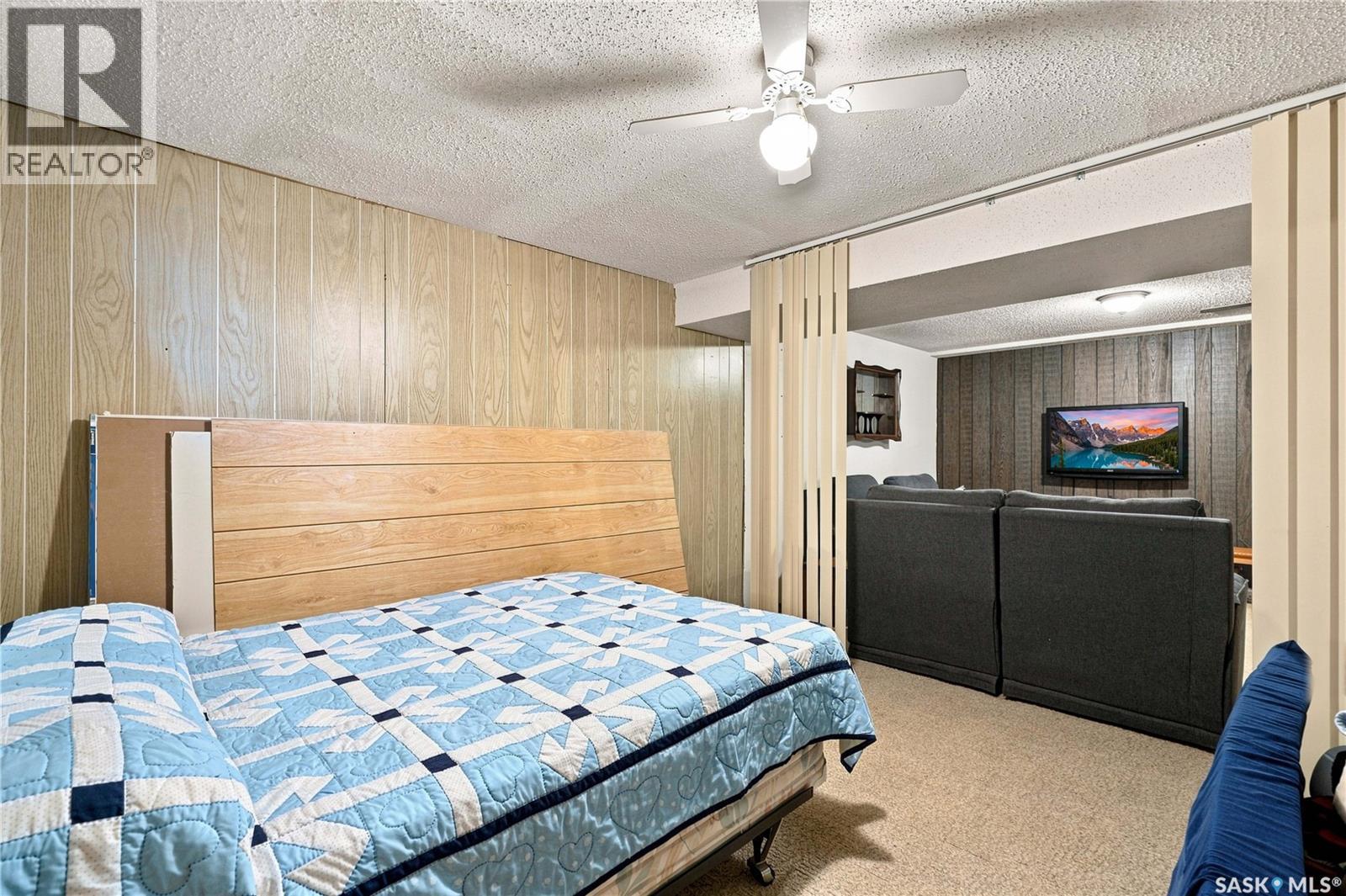 1001 Mahoney AVENUE - 22