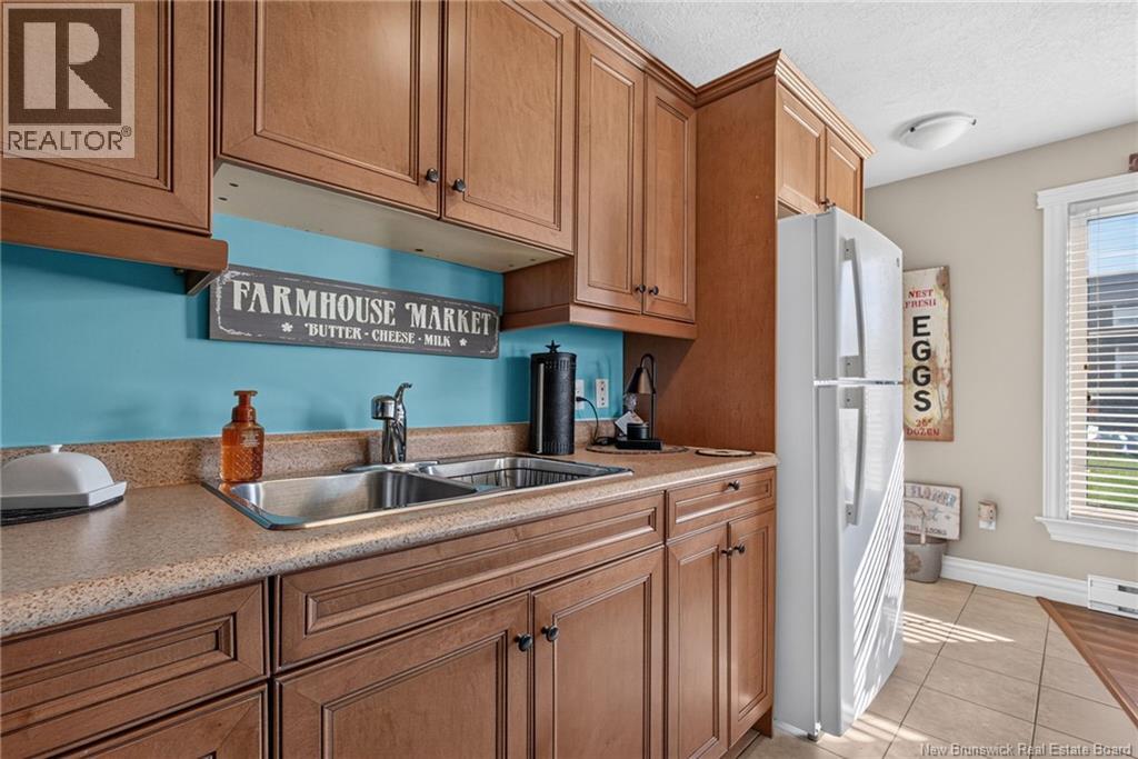 72 Bonaventure - Image 39