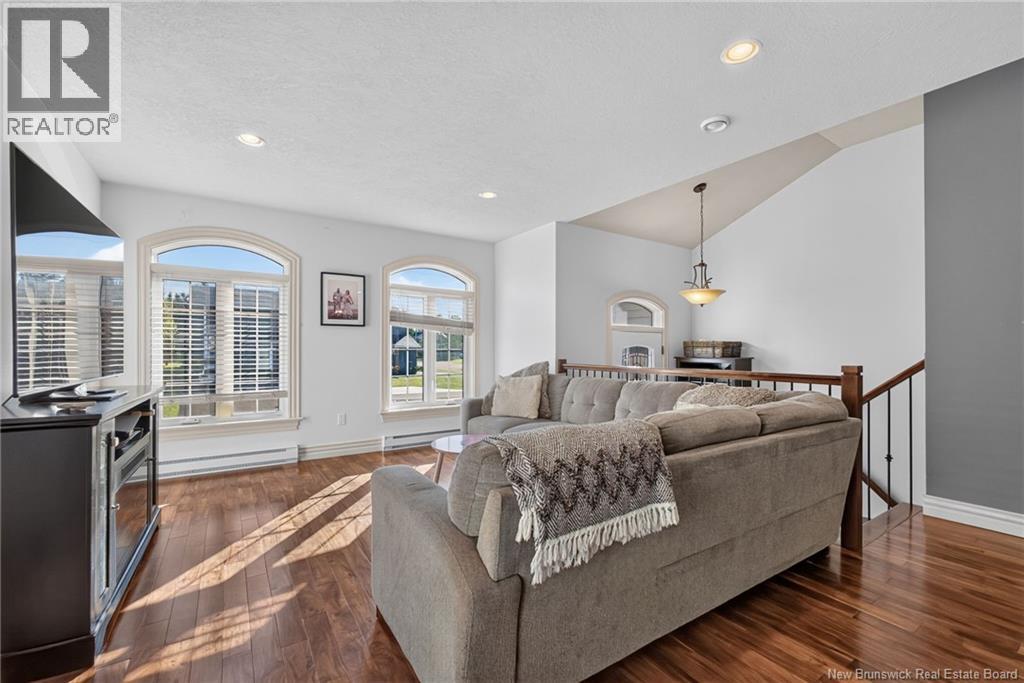 72 Bonaventure - Image 6