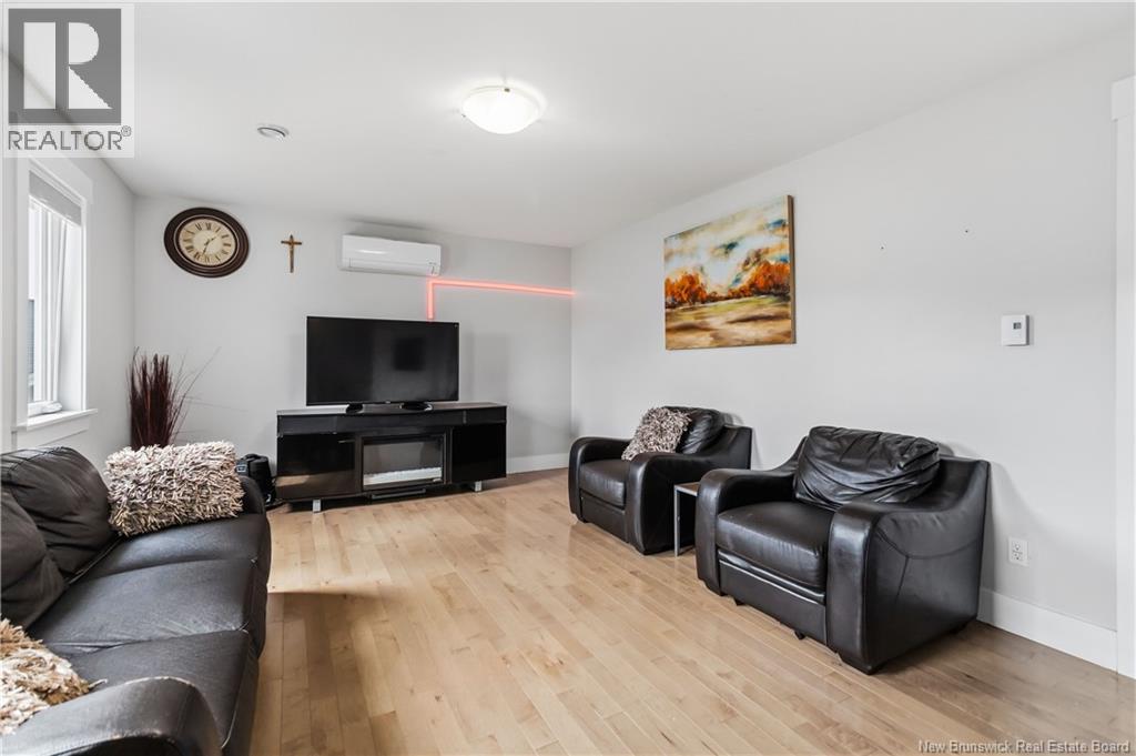 64 Satara Drive - 17
