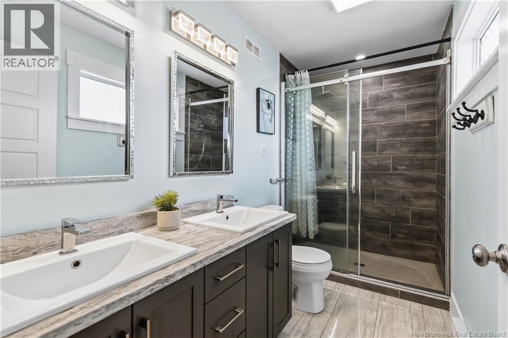 64 Satara Drive - 22