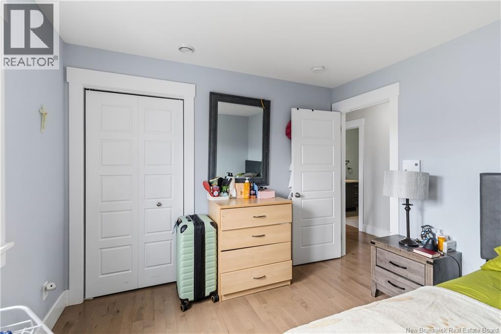 64 Satara Drive - Image 25