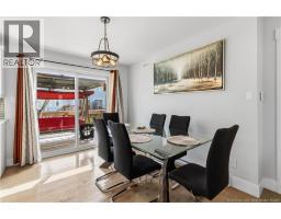 64 Satara Drive, photo 13