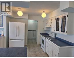 4pc Bathroom - 723 3rd Avenue, Keremeos, BC V0X1N2 Photo 10